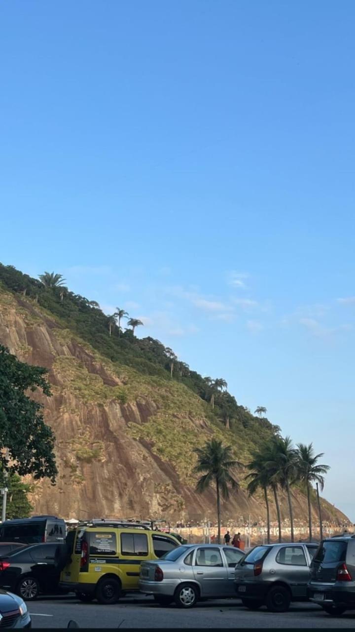Apartamento Leme Edificio Yramaia *